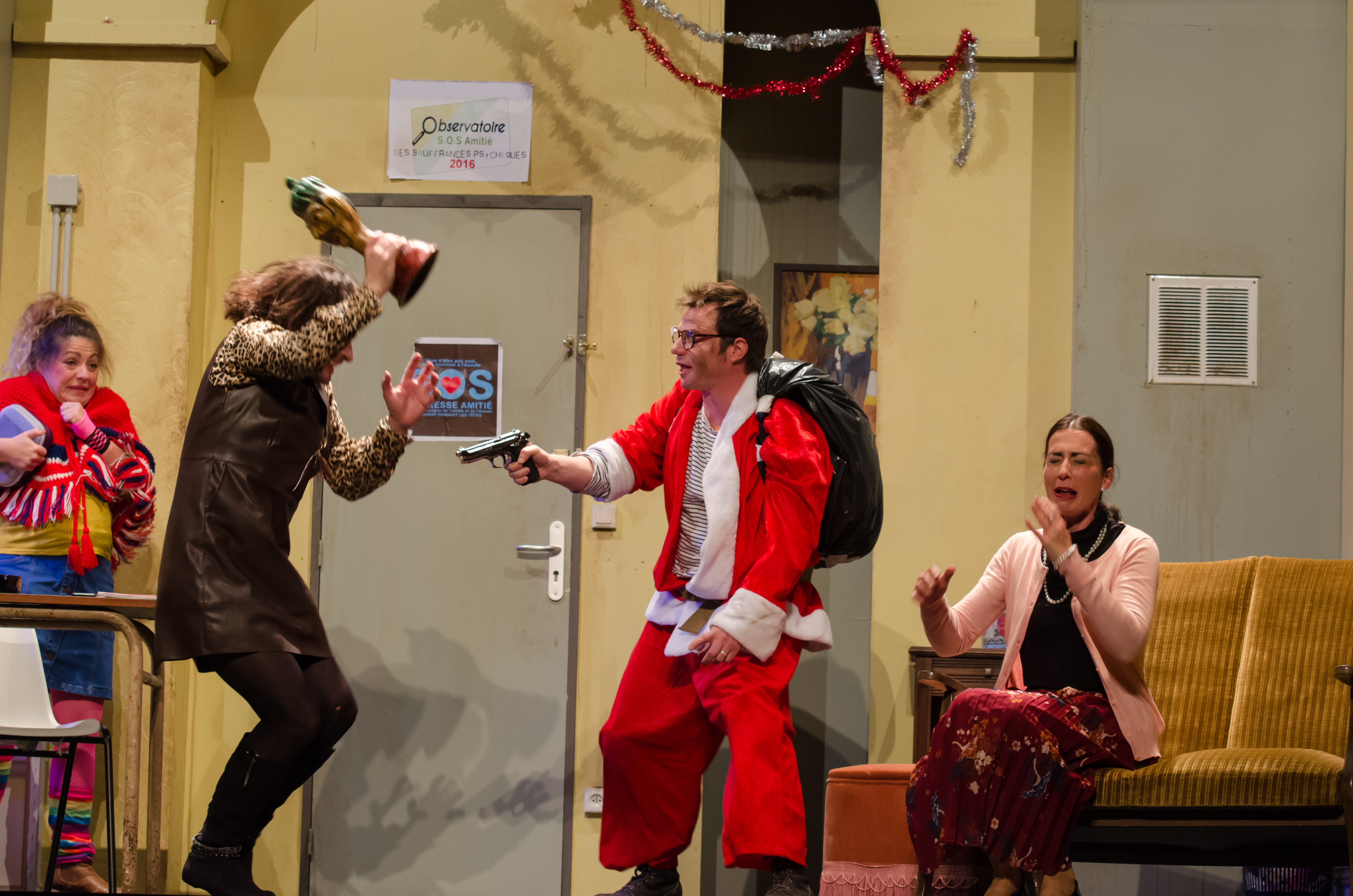 Theatre Le Pere Noel Est Une Ordure Achetez vos places pour Le père Noël est une ordure avec Obillet votre